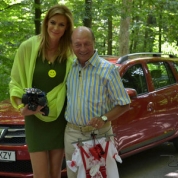 Traian Băsescu a testat noul Logan MCV. Sursa foto: mediafax.ro