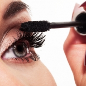 Azi se împlinesc 100 de ani de la inventarea rimelului