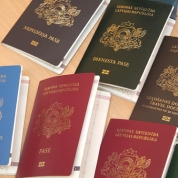 Patru firme din Cluj, amendate fiindcă lucrau cu străini fără drept de muncă