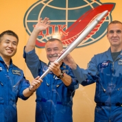 Capsula “olimpică” s-a conectat la Staţia Spaţială Internaţională