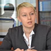 Şefa UNJR, Dana Gîrbovan
