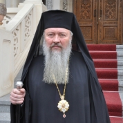 Mitropolitul Clujului susţine că derapajele preoţilor ”nu înseamnă că Biserica este mai puţin sfântă”