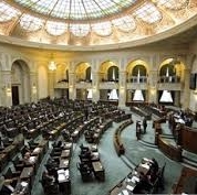 Secretarul general al Senatului, salariu brut de 19.055 lei, cu peste 2.000 lei mai mult decât Tăriceanu şi cu peste 1.500 lei mai mult ca preşedintele României 