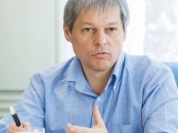 Cioloș: „Aflu că unele televiziuni spun că aș fi „forțat” urcarea într-un avion de la București la Cluj”. De ce a decis să renunțe la călătorie?